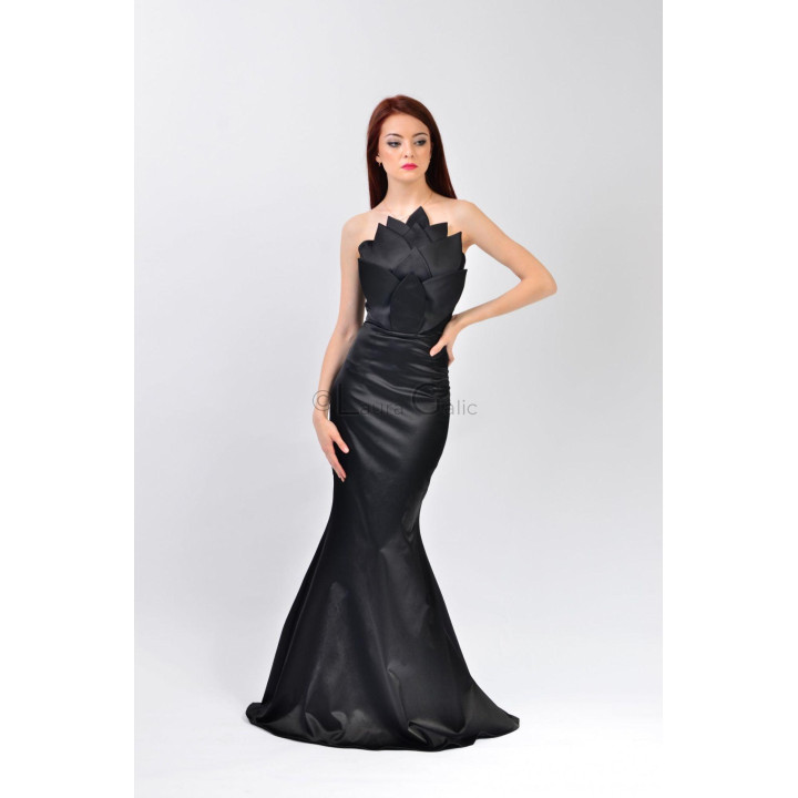 Florina 3 black mermaid evening dress with layered petal appliqués on the bodice