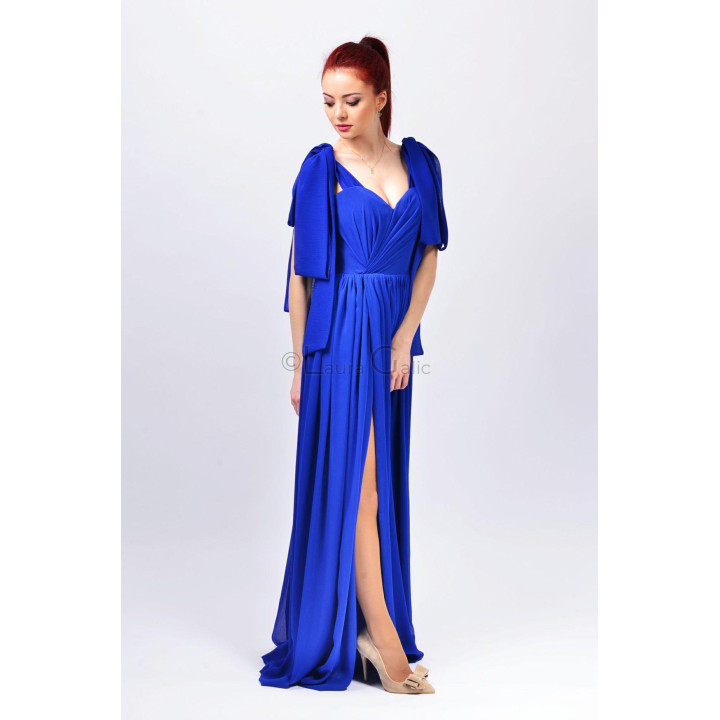 Rochie de seară lungă Dalma 2, albastră, cu fustă amplă și panouri drapate peste umeri