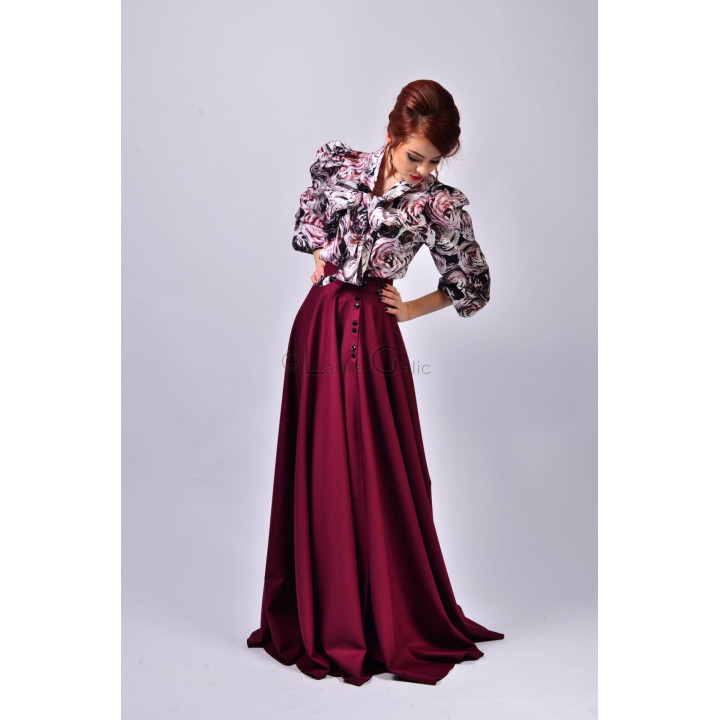 Full-length view of the Cezara 3 burgundy skirt with a high waist and front button fastening