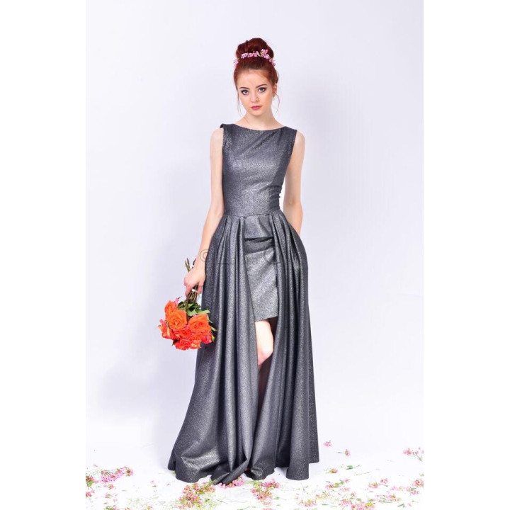 Sleeveless Elsa 3 dress with a fitted waist and full skirt folds