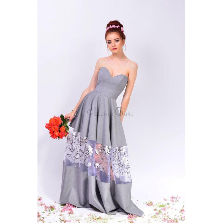Rochie lungă Erica gri, cu corsaj fără bretele și inserție translucidă cu flori