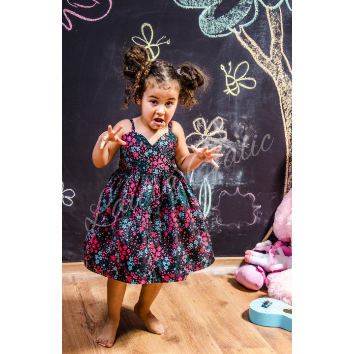 Rochie Dalma Mini cu bretele subțiri și flori colorate pe fond negru