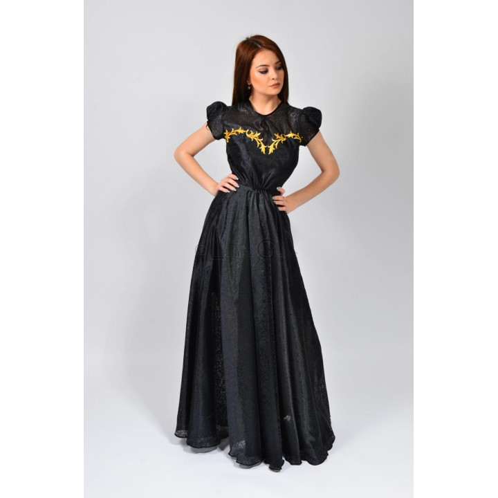 Rochie Floarea cu talie definită, fustă amplă și broderie galbenă pe bust