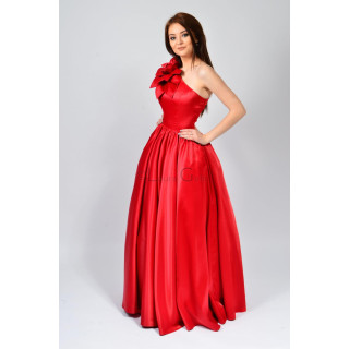 Eleonora 2 red floor-length dress with fitted bodice, full skirt and oversized shoulder flower