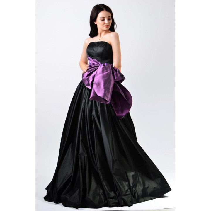 Elisabeta 2 strapless dress with a long black skirt and purple draped accent at the waist