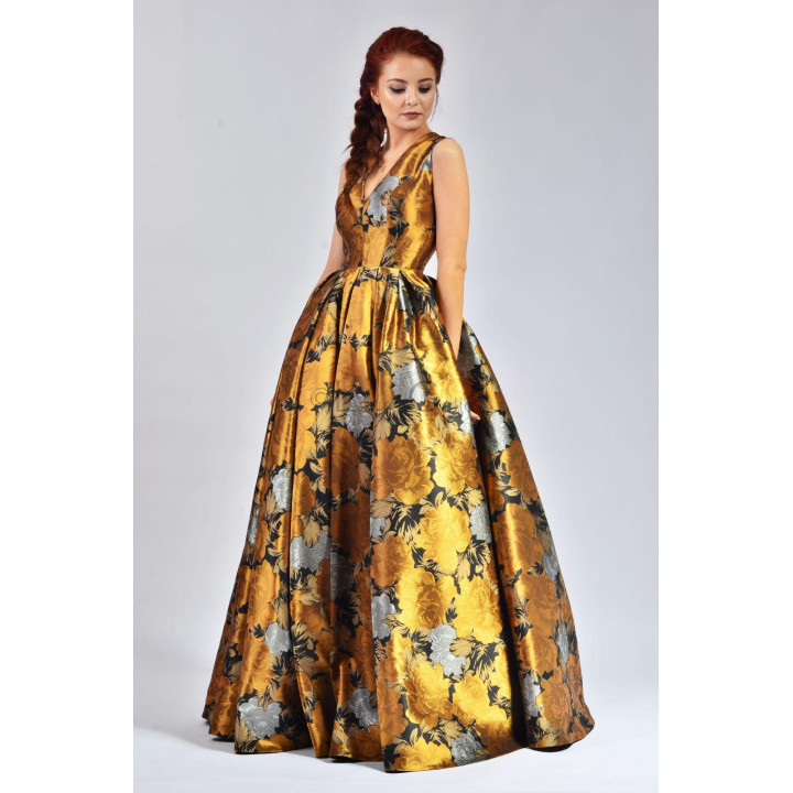 Sleeveless Angela 2 dress with a voluminous floral brocade skirt in gold and silver tones