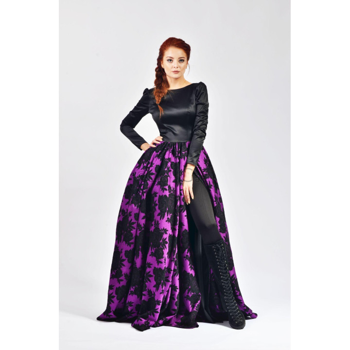 Rochie de seară Brigitte 2 cu corsaj negru, mâneci lungi și fustă cu șliț adânc