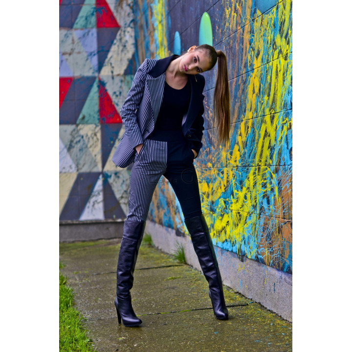 Ramona 2 dual jacket styled as a contrasting piece in an urban outfit