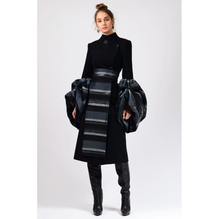 Black Catinca coat with voluminous organza sleeves and detachable striped apron