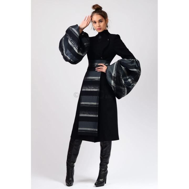 Catinca women's coat with collar embroidery and gathered organza sleeves