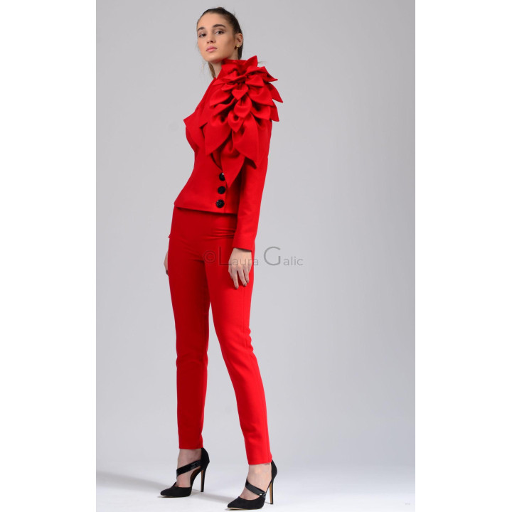Red Delia women's suit with an asymmetric jacket and slim-fit trousers