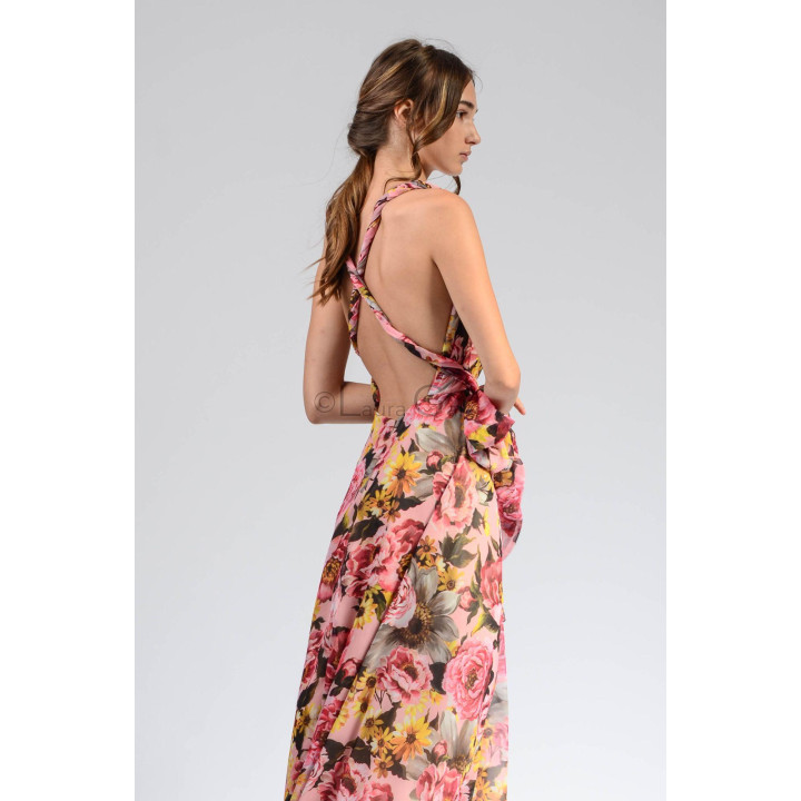 Open back and crossed shoulder straps on the Agnes 2 floral maxi dress