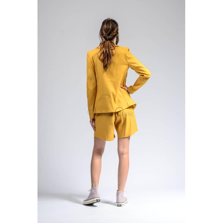 Back view of the yellow Ramona summer blazer and shorts