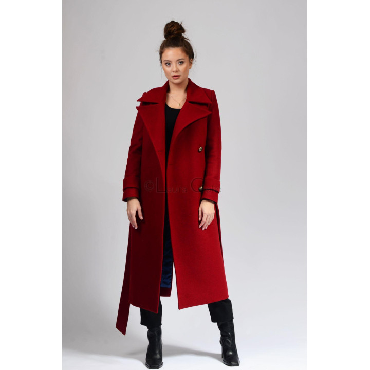 Romanita 3 red wool coat worn open, with wide lapels and button fastening