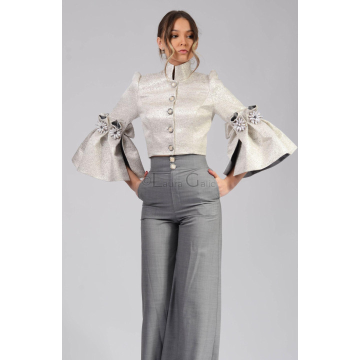 Costum damă Federica 1 cu jachetă cu mâneci evazate și pantaloni gri cu craci largi