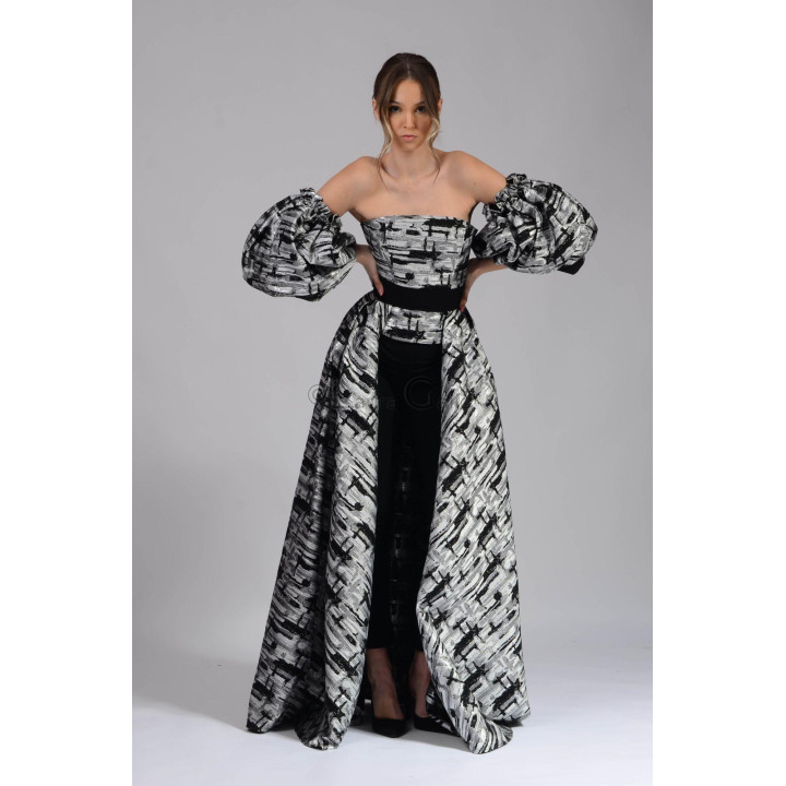 Full-length view of the Mirabel ensemble with corset, voluminous sleeves and train