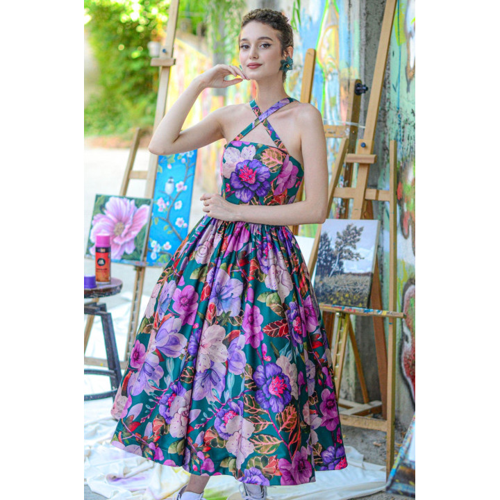 Rochie Loredana 4 cu bretele încrucișate la decolteu și fustă midi cu flori imprimate