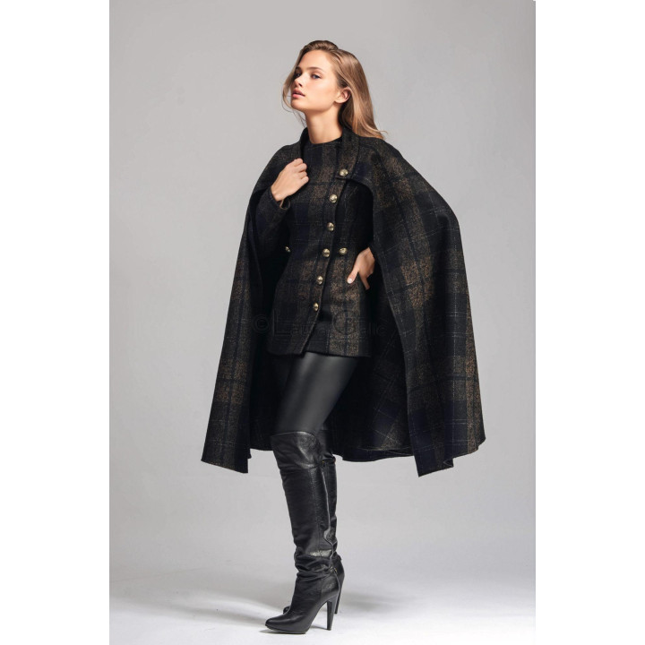 Rebecca 1 Coat , detachable cape