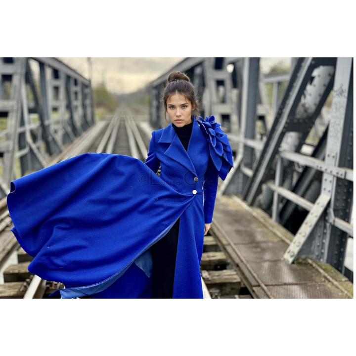 Delia long coat