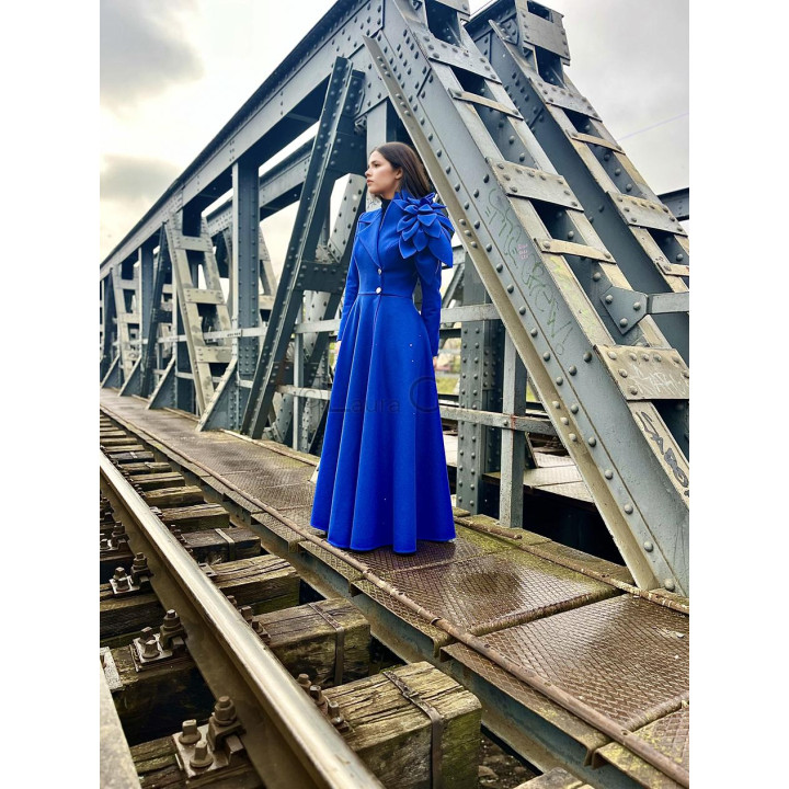 Delia long coat