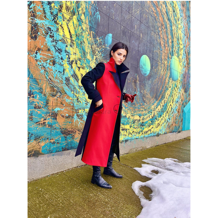 Romanita 3 coat with a red front panel, dark sleeves and a matching belt