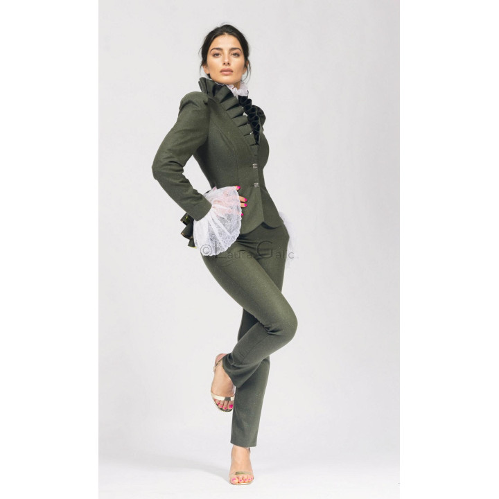 Fitted Sabrine 3 jacket with a pleated tunic collar and front buttons