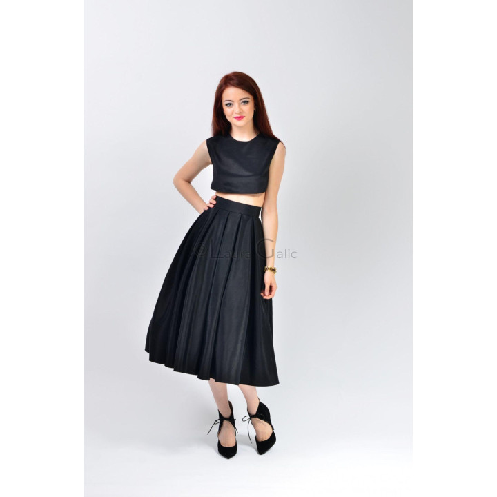 Marisa skirt, tulle underskirt, zipper closure