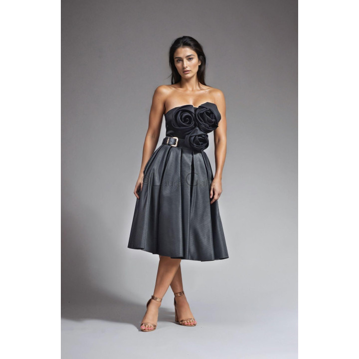 Ținută completă cu fusta plisată și corsetul floral din compleul Marisa