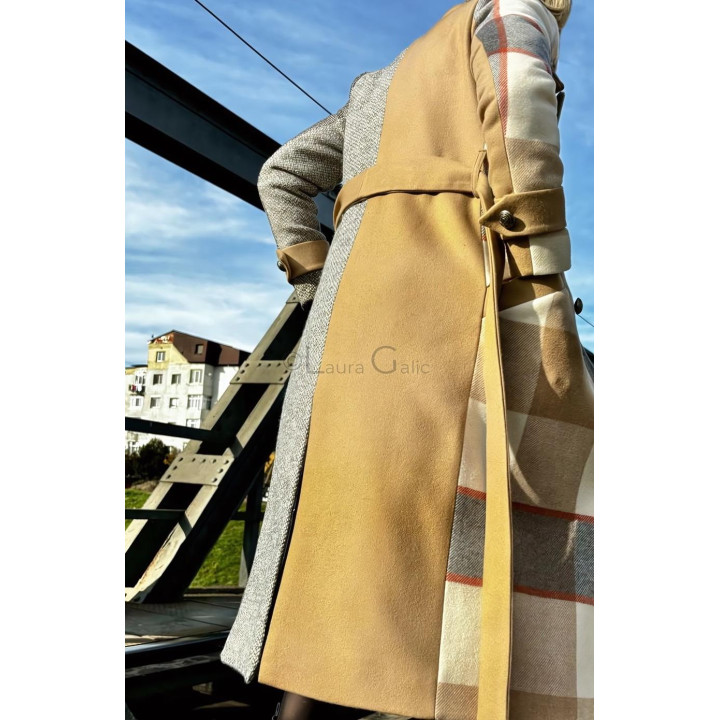 Close-up of the Romanita 3 coat back with beige panel, belt and checked sleeve