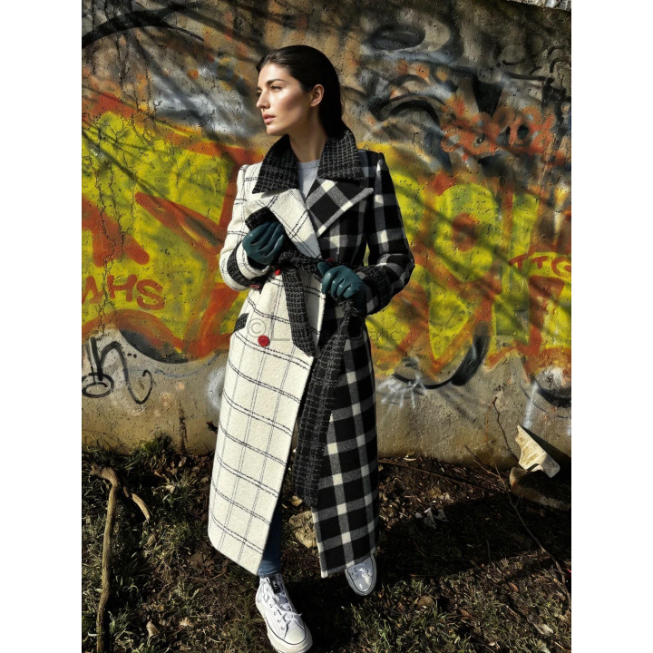Romanita 3 coat with contrasting black-and-ivory checks and red buttons