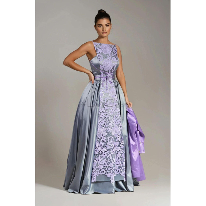 Suzana Apron ensemble