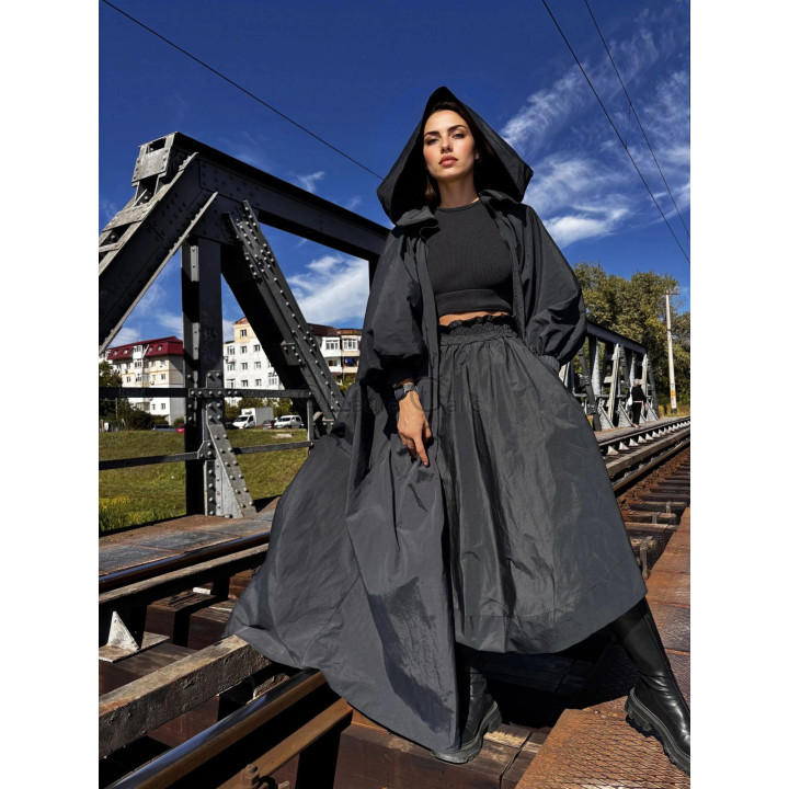 Compleu boho-gothic-chic negru cu capă lungă cu glugă și fustă amplă asimetrică