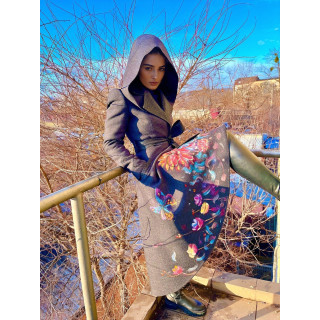 Lavinia “Longing for Summer” coat with hood and multicoloured floral painting on the front