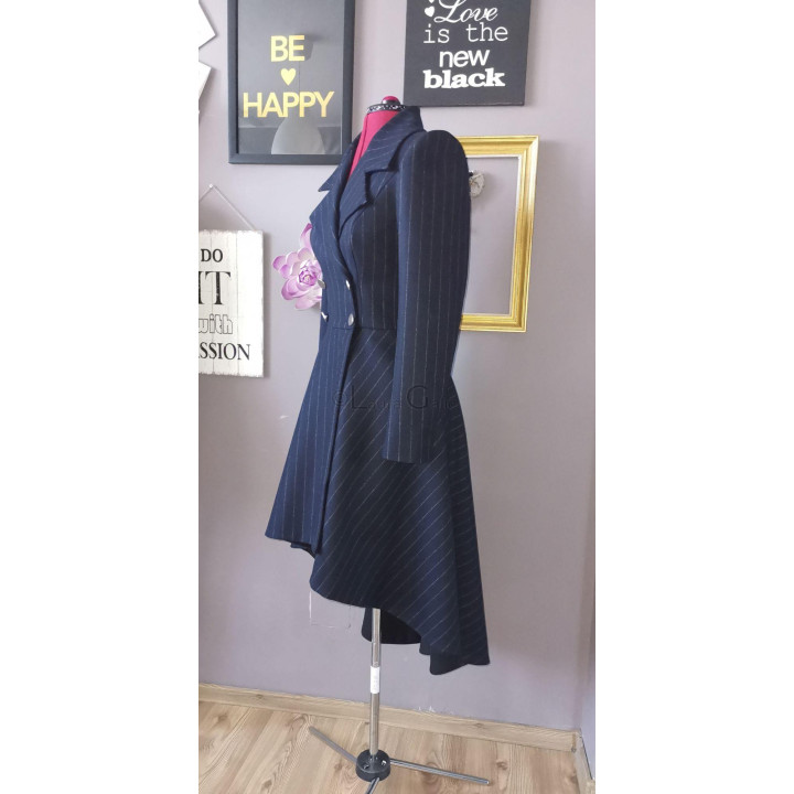Side view of the Lavinia 2 coat with a fitted waist and flared skirt