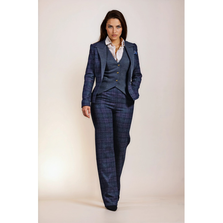 Costum damă Eva cu sacou cambrat, vestă cu nasturi și pantaloni în carouri
