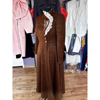 Brown Tamura Amaryllis coat with lace collar, front embroidery and a full silhouette