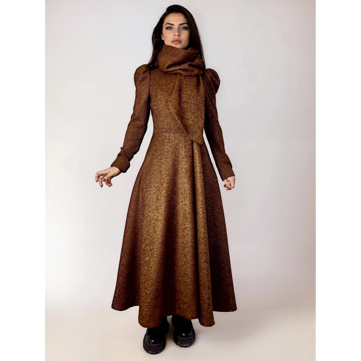 Beatrice 3 women's coat with a layered high collar and voluminous silhouette