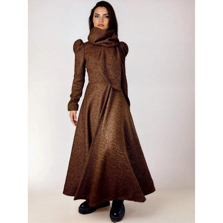Beatrice 3 wool coat with a high collar, pronounced shoulders and full skirt