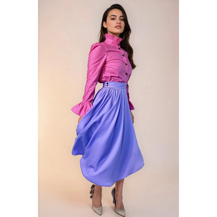Domenica shirt with tunic collar and front buttons styled with a full skirt