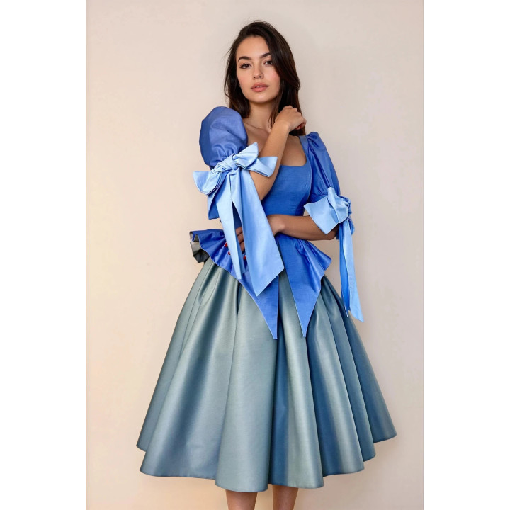 Mălina 2 shirt showing the peplum and long ribbon details on the sleeves