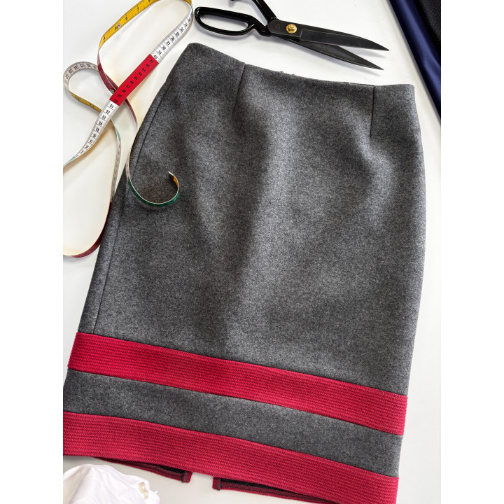 Wool skirt, standard size 38