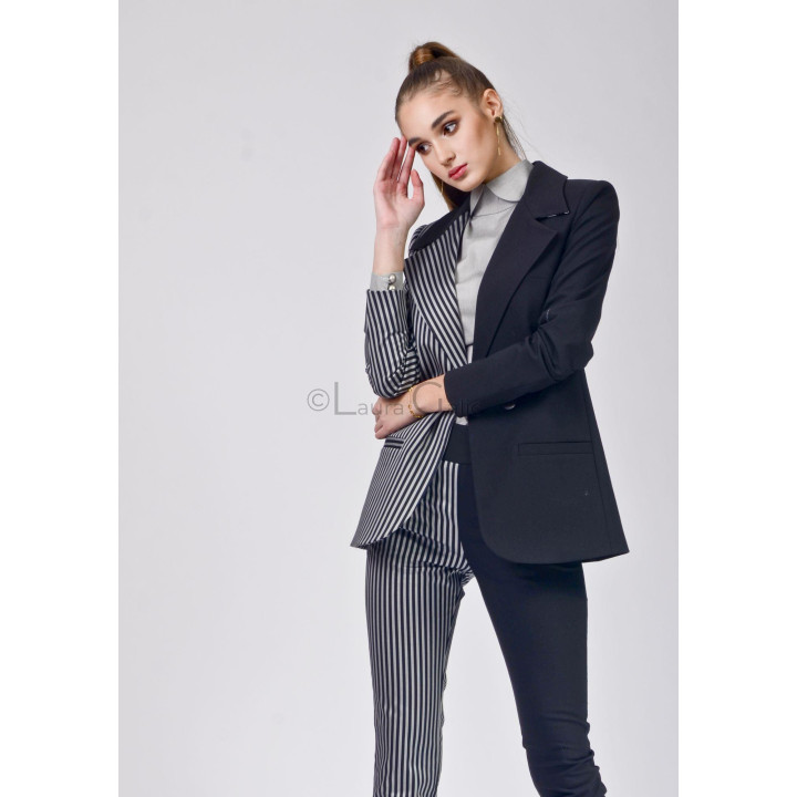 Costum Ramona, stoc, Alb complet